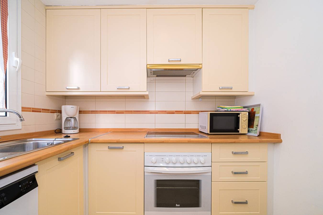 Foto 10 von 28: Ferienwohnung "Estrella 2 2 1A Spaniahome" in Strandnähe mit Gemeinschaftspool und WLAN