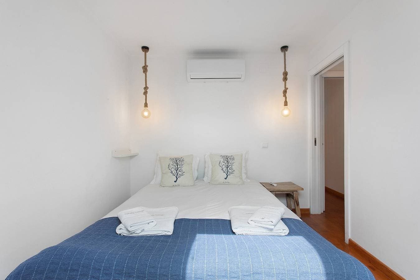 Foto 10 von 29: Casa Tejo Villa mit Jacuzzi: Privatterrasse, WLAN & Klimaanlage