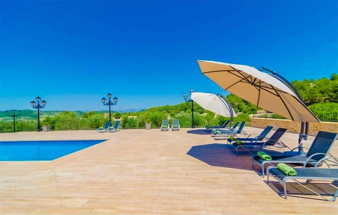 Foto 12 von 42: Five-Bedroom Holiday Home