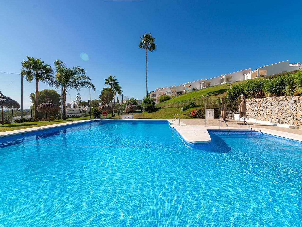 Foto 7 von 47: Duplex in Nueva Andalucia, Golfers Paradise