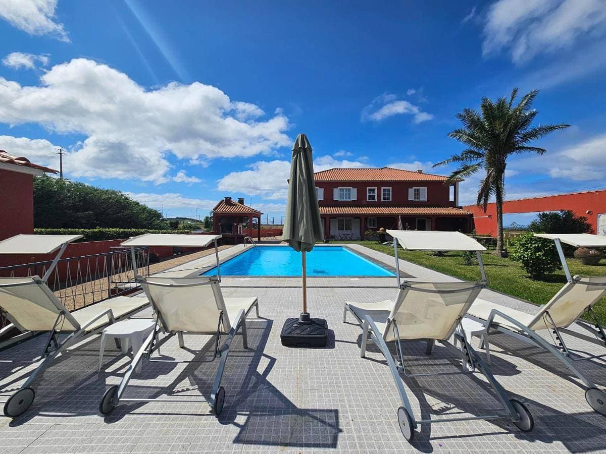 A Casa do Comandante - Piscina e Jardim 1