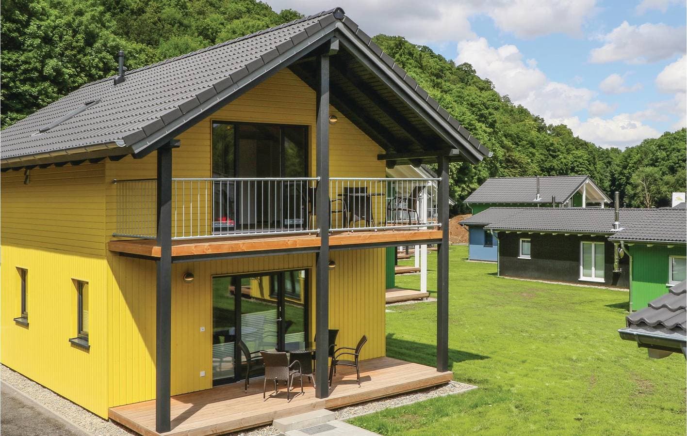Foto 2 von 40: Gemütlicher Rückzugsort am Fluss mit Sauna und Terrasse
