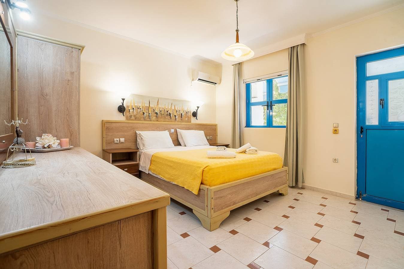Foto 11 von 24: Ferienhaus 'Livadia Beach Suite ' mit Meerblick, WLAN und Klimaanlage