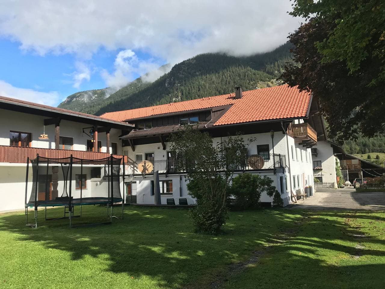Foto 5 von 29: Pony-Ziegen-Hasen-Ranch in Bichlbach