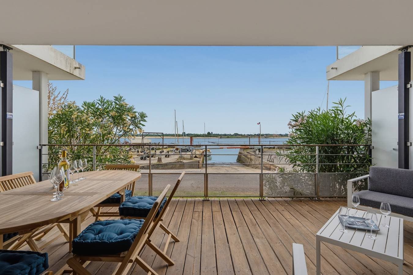 Foto 2 von 15: Ferienwohnung für 4 Personen mit Terrasse