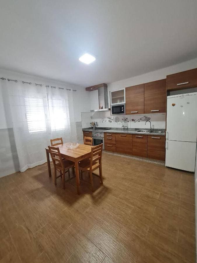 YANEZ SWEET HOME II 1