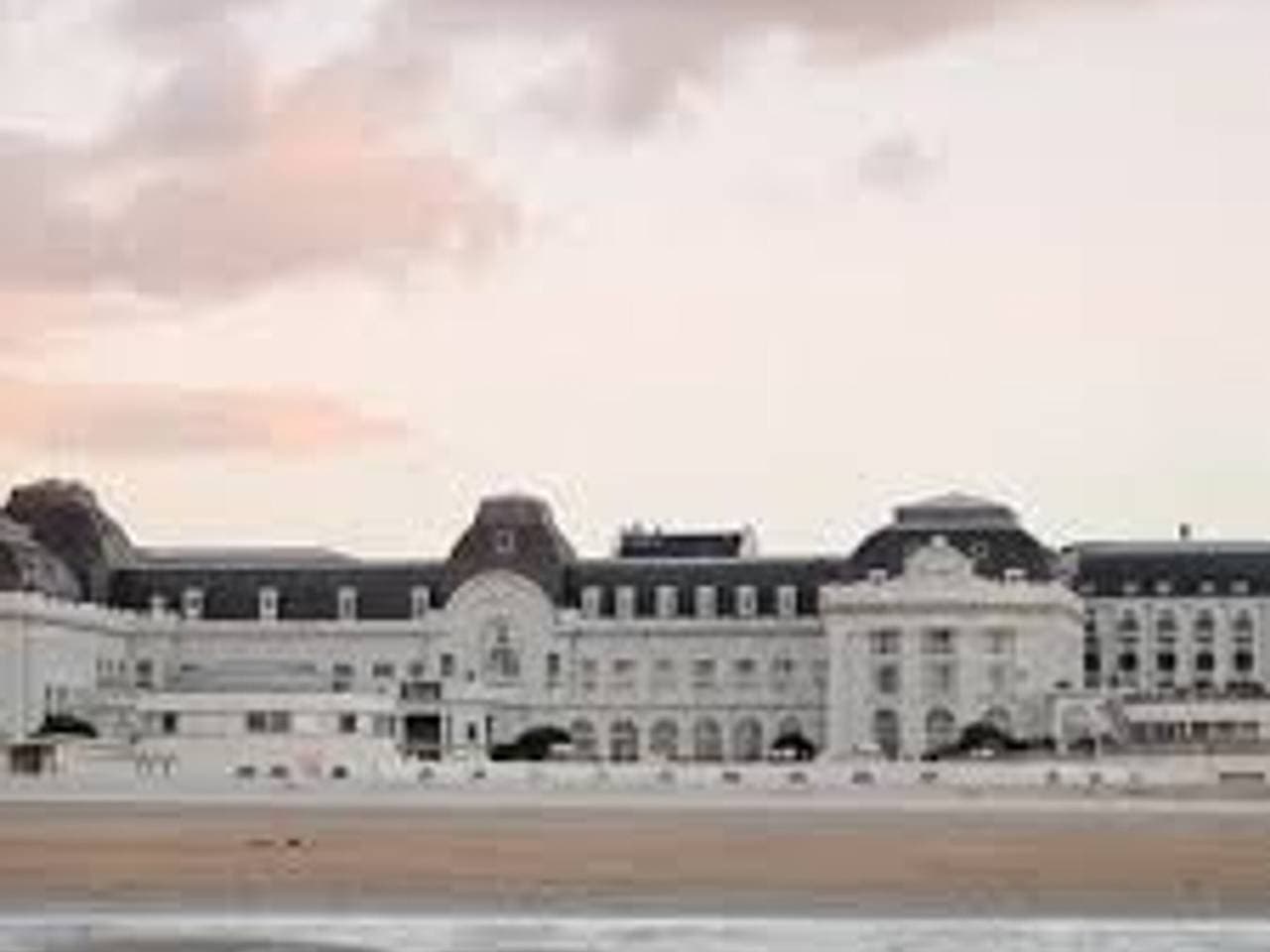 Foto 13 von 15: Studio mit Garten und Parkplatz in Trouville