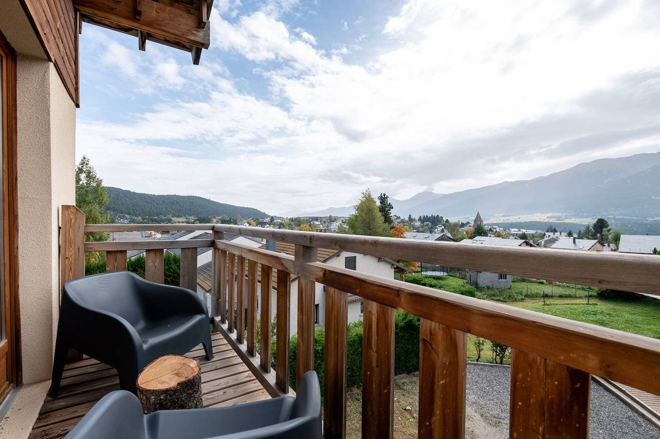 Foto 8 von 27: Ferienhaus für 8 Personen mit Balkon
