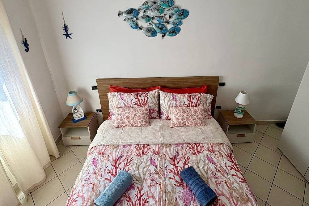 Foto 4 von 13: Charming 1-bedroom apartment in delightful Portoferraio with AC