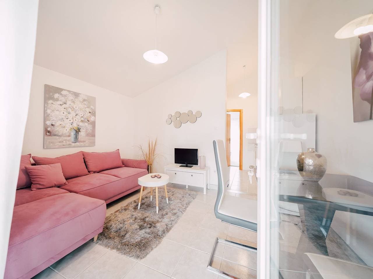 Foto 12 von 40: Entzückende Wohnung mit Swimmingpool und Terrasse