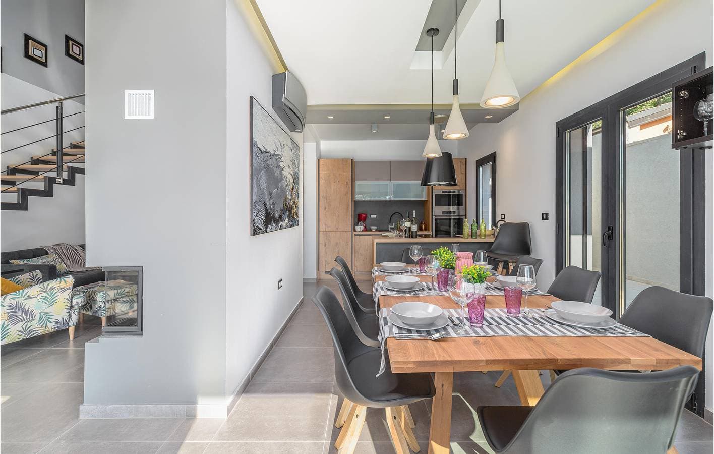 Foto 5 von 41: Gemütliche 1-Zimmer-Wohnung mit Terrasse, 1,5 km vom Strand Bijeca entfernt