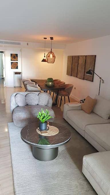 Foto 5 von 34: Three-Bedroom Apartment