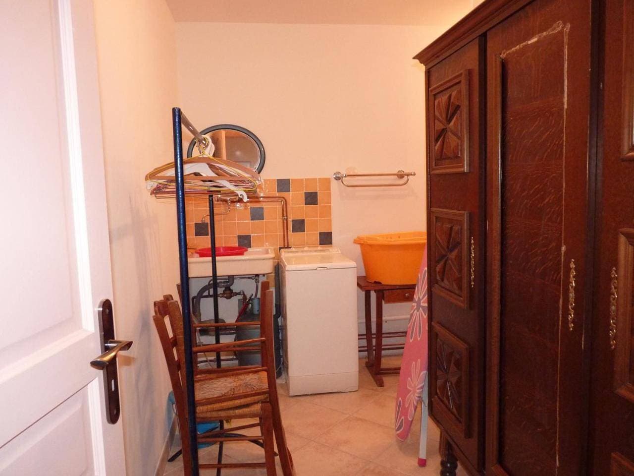 Foto 6 von 61: Three-Bedroom Home