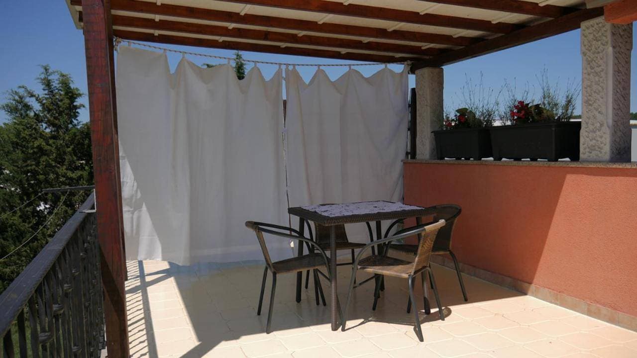 Foto 5 von 17: Apartment with Balcony