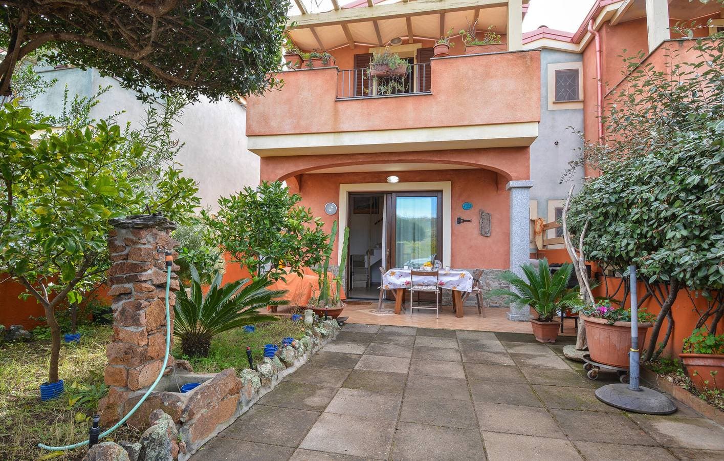 Gemütliche Wohnung mit AC, Parkplatz, Terrasse & Internet in Viddalba 1