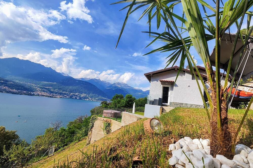 Foto 10 von 30: Laguna Blu - Dream Villa with panoramic Jacuzzi on Lake Como