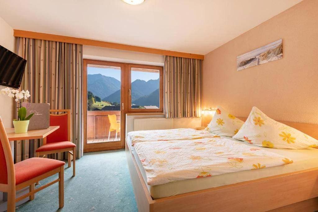 Foto 5 von 6: Comfort Double Room with Balcony