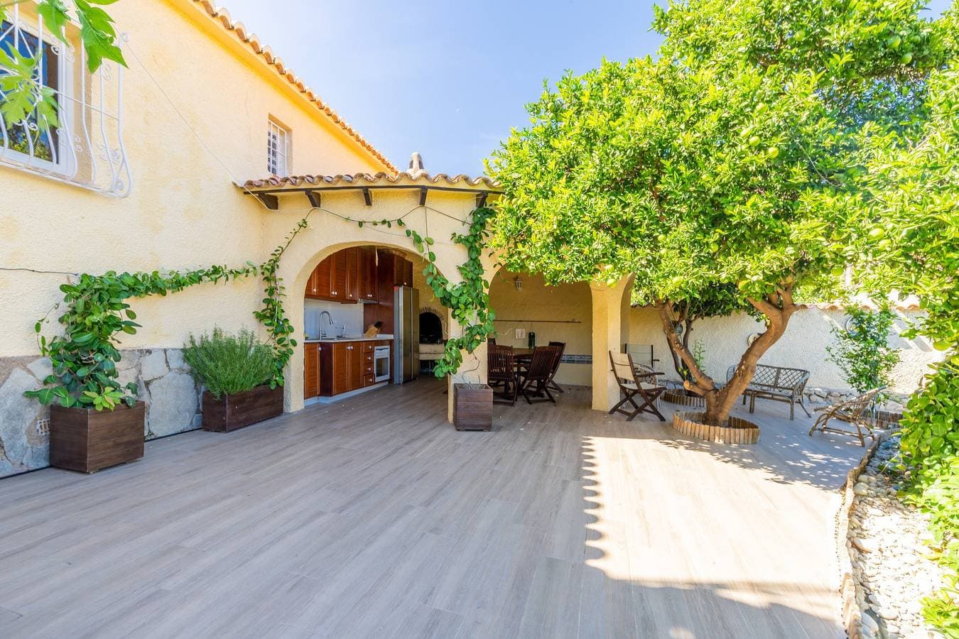 Foto 5 von 34: Villa 'La Favorita': Charme, Meer- und Bergblick, privater Pool