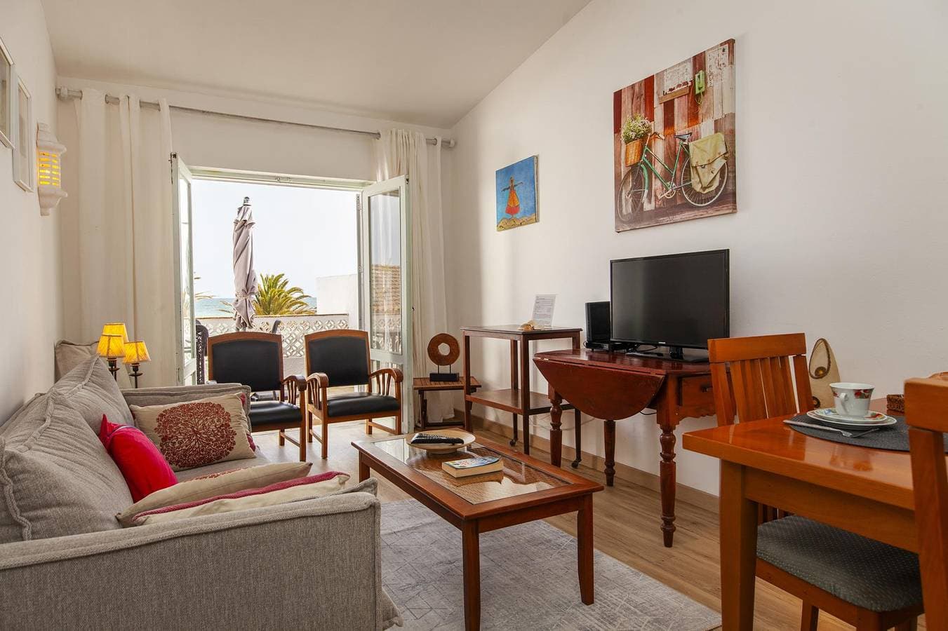 Foto 3 von 46: Ferienwohnung für 4 Personen mit Balkon