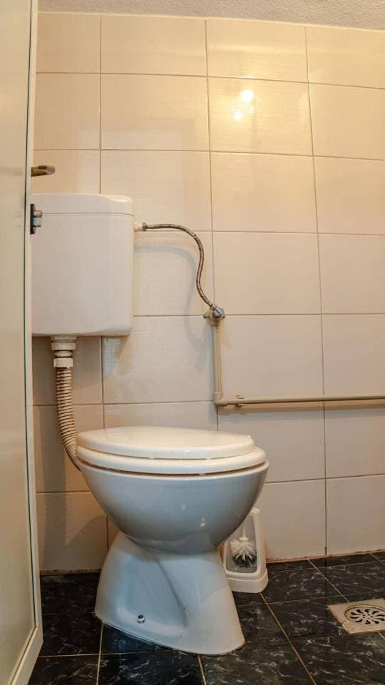 Foto 9 von 9: Double Room with Private Bathroom