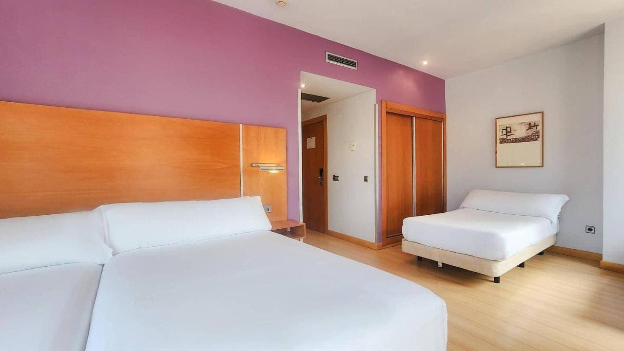 Foto 3 von 9: 2 Single Beds