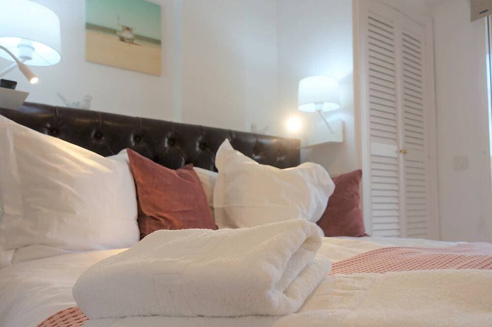 Foto 7 von 30: Santa Barbara Apartment - 200 meters to the Beach
