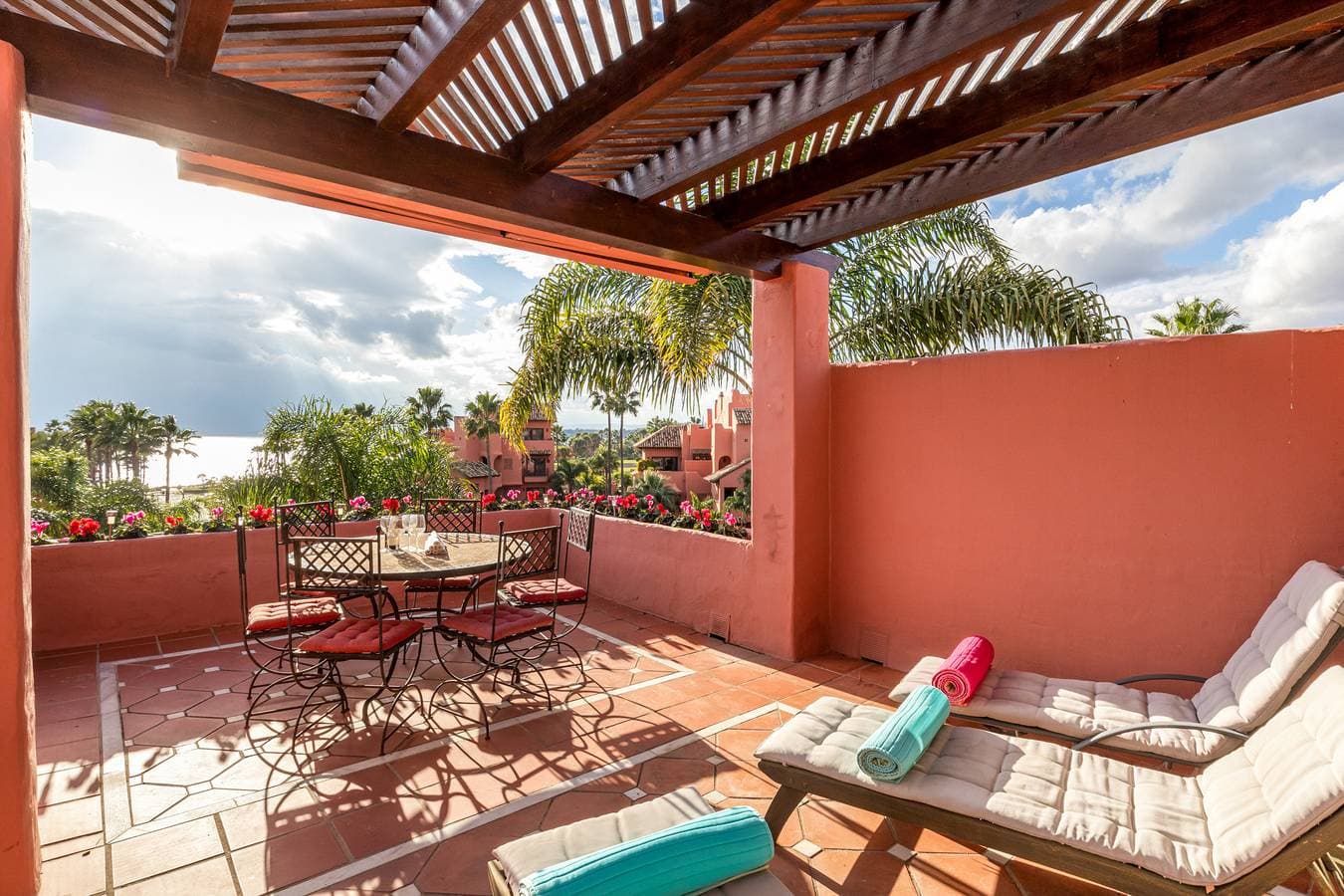 Foto 4 von 28: Casa Menara