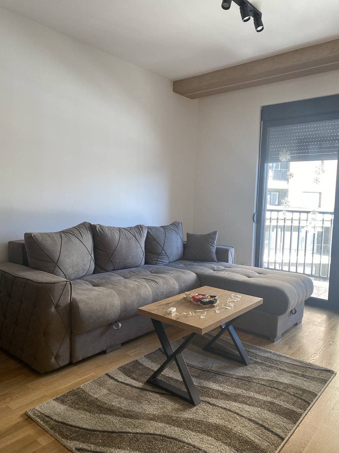 Foto 4 von 18: Neues, komplett ausgestattetes Apartment mit Spa, Innenpool und Parkplatz!!