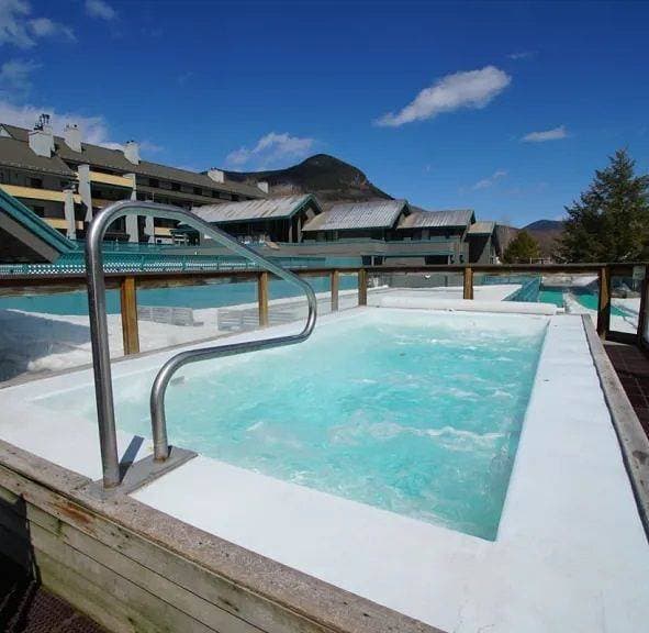 Foto 11 von 57: Ferienwohnung für 6 Personen mit Pool