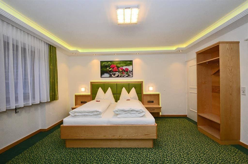 Foto 4 von 38: Doppelzimmer mit Balkon