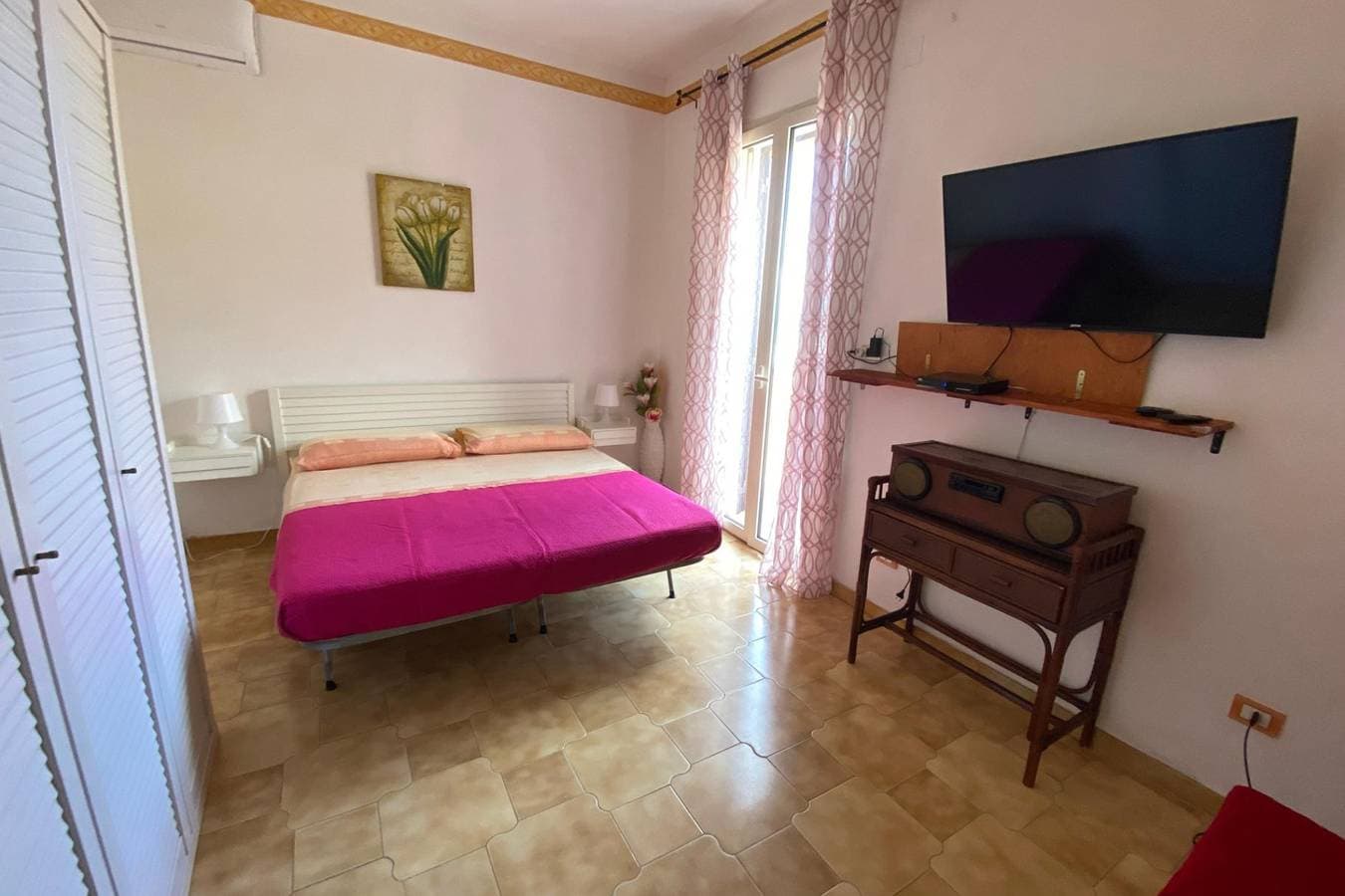 Foto 2 von 10: Ferienwohnung für 3 Personen mit Terrasse