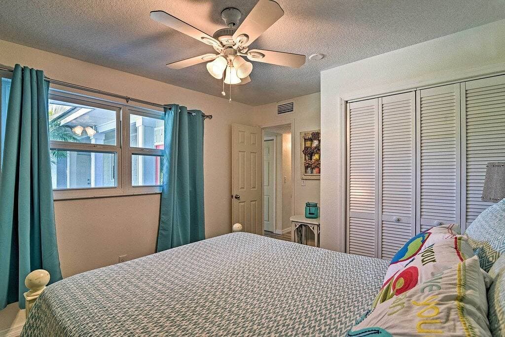 Foto 9 von 33: Riverfront Home w / Dock - 1 Mi zum Homosassa St. Park