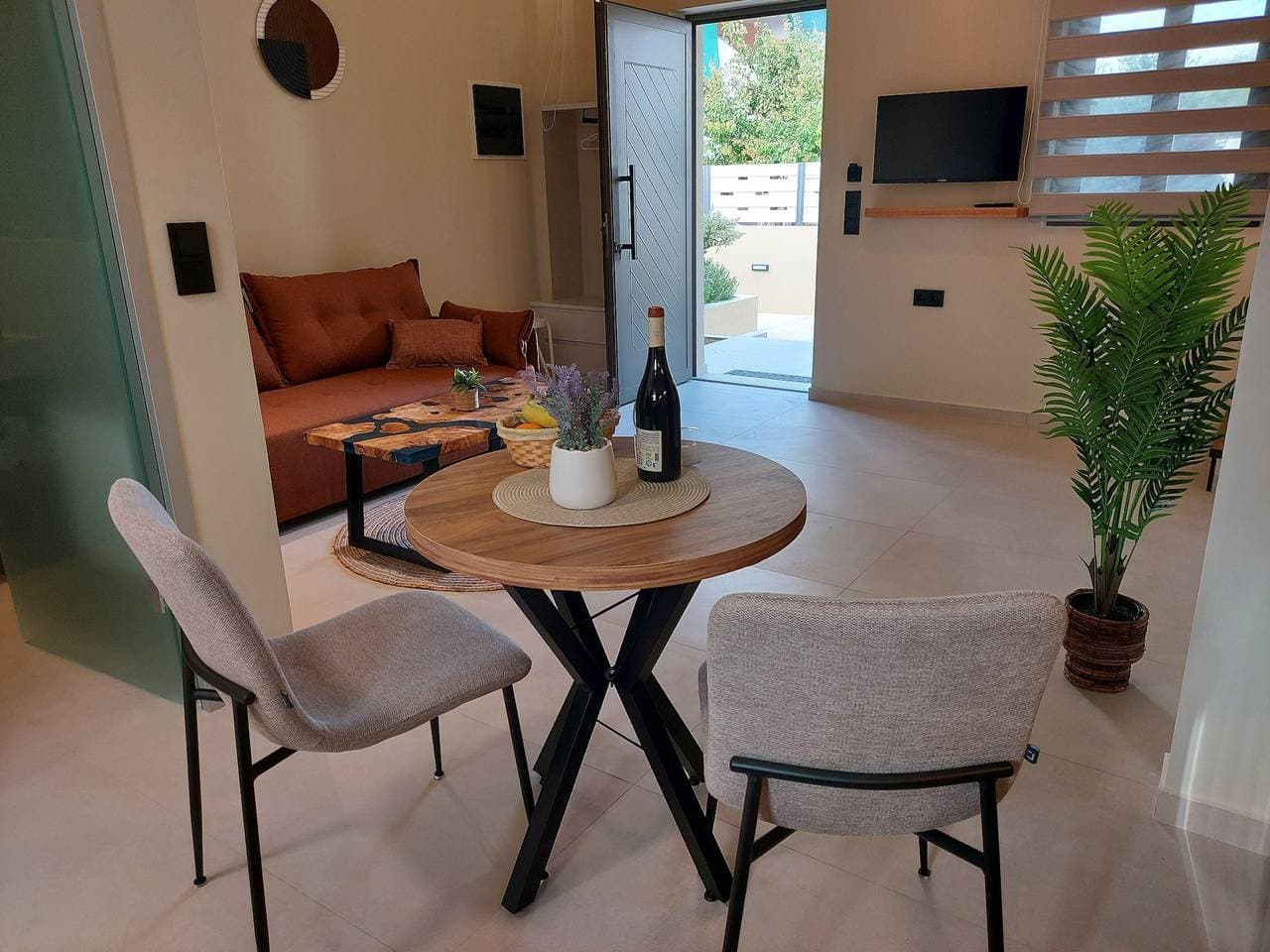 Foto 9 von 34: Ferienwohnung für 4 Personen mit Terrasse