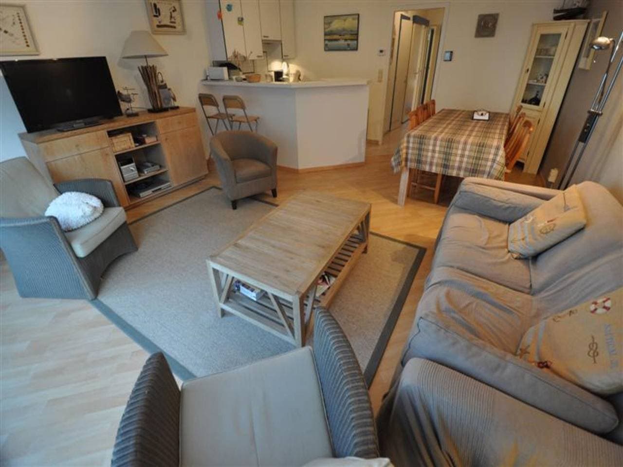 Foto 6 von 13: Apartment in Duinbergen with Side Sea View