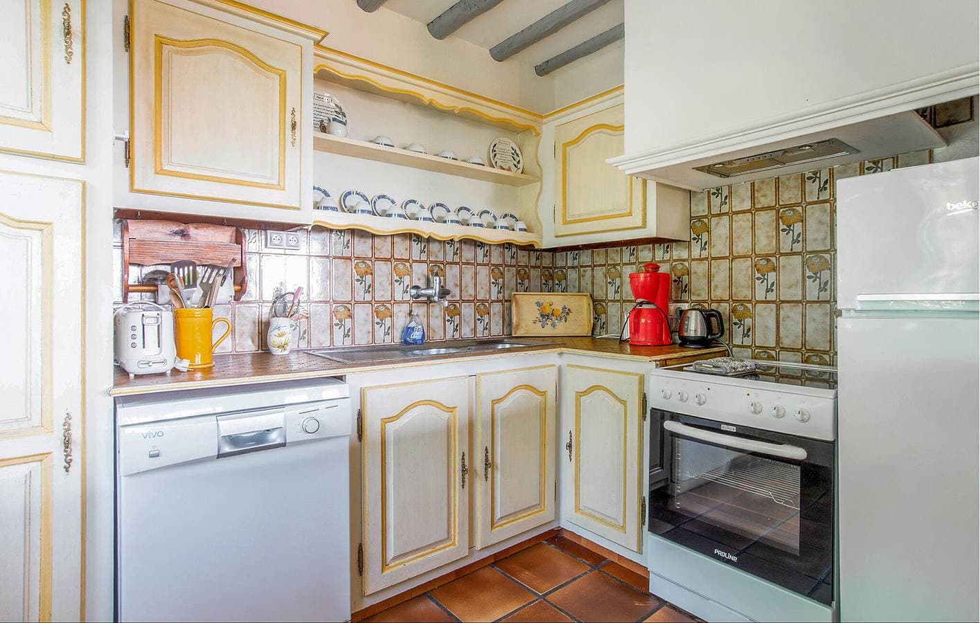 Foto 7 von 24: Wunderschöne Wohnung mit Meerblick, Pool und Parkplatz, 2 km von Grasse und Cabris entfernt