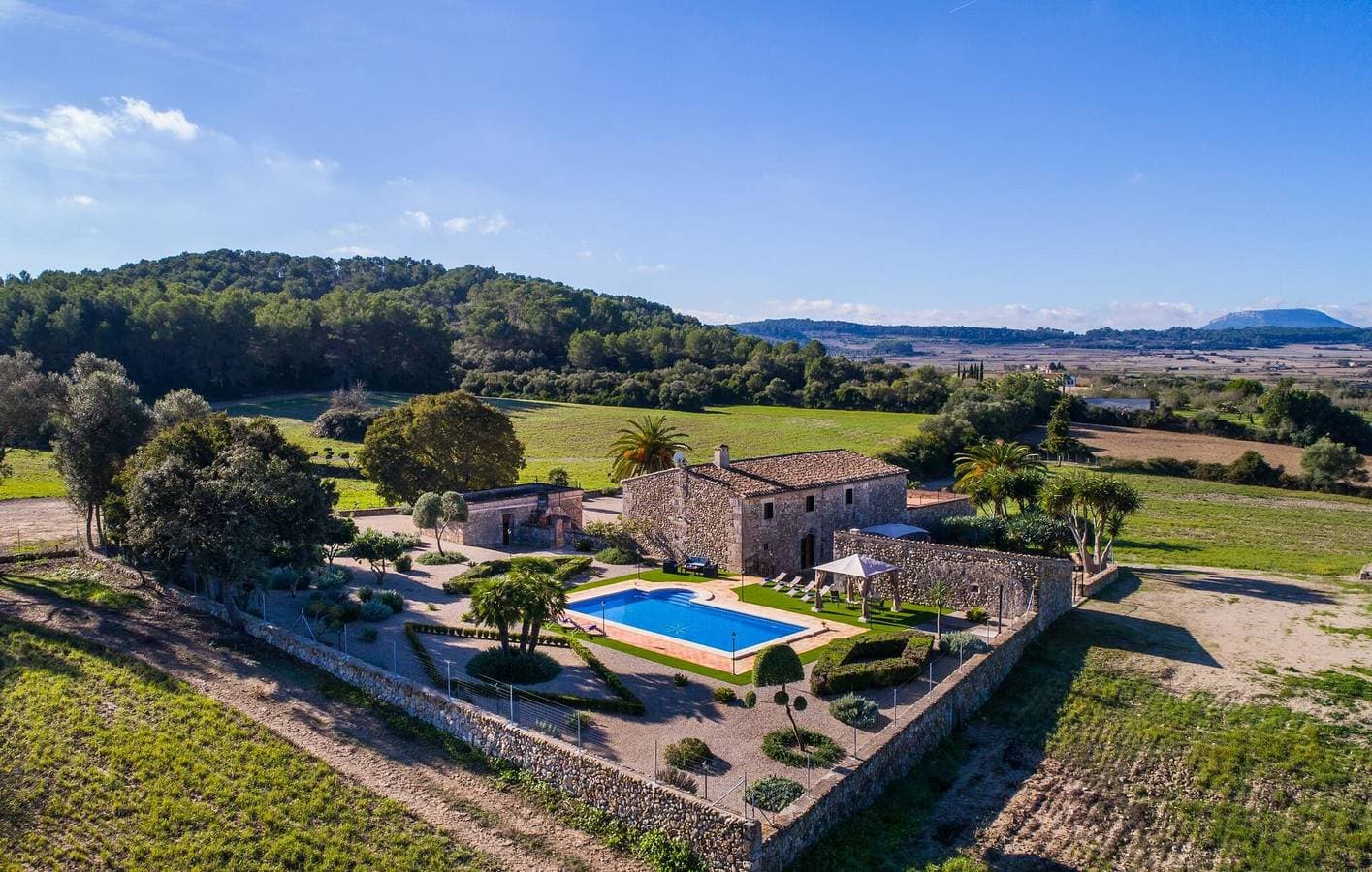 Sant Joan Wohnung mit Pool & Terrasse 1