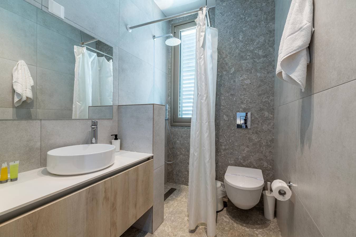 Foto 10 von 19: Azure Seaview - Ruby Villa