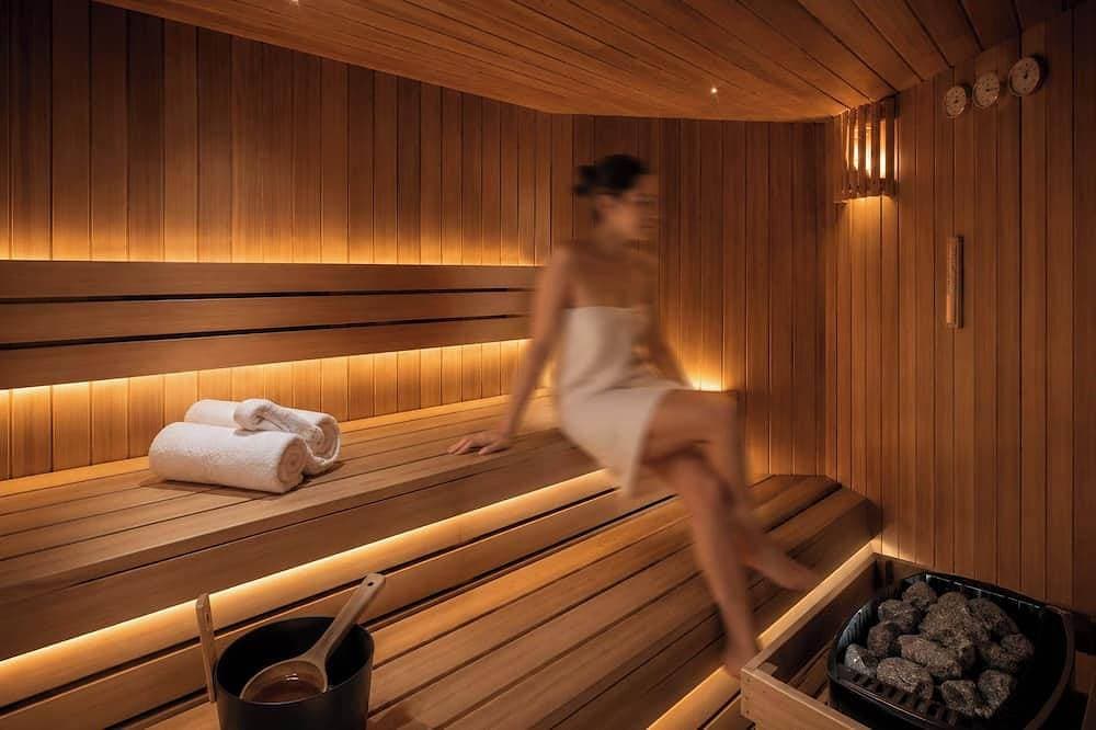 Foto 9 von 17: Las Nayades | Sea Views Indoor Pool Sauna Gym