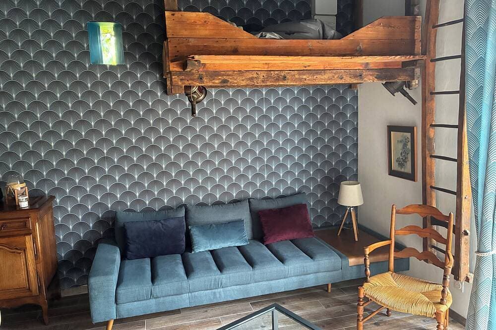 Foto 6 von 26: Renovated Old Norman Stable