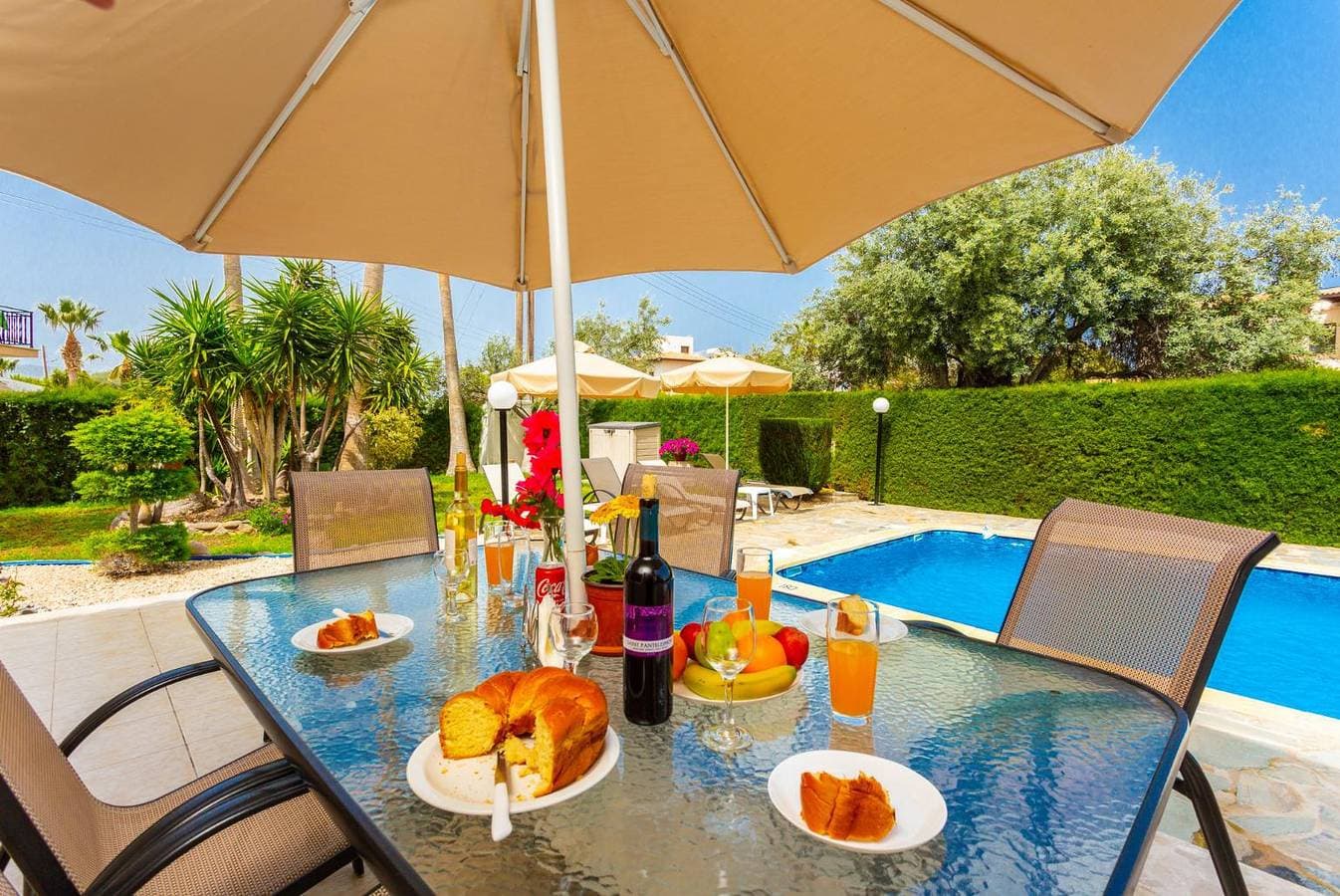 Foto 9 von 36: Villa für 9 Personen mit Terrasse