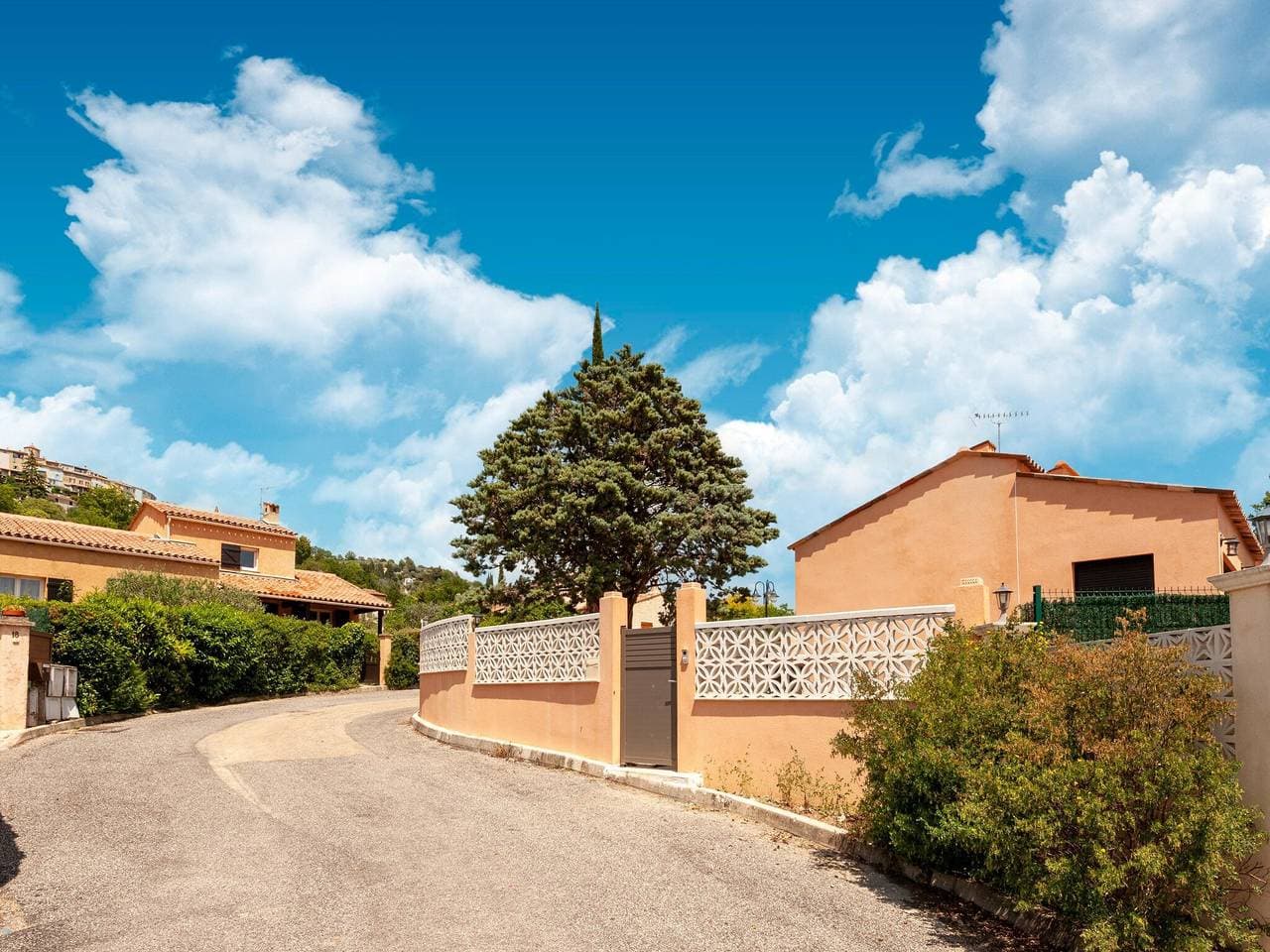 Foto 9 von 44: Villa in Callian mit beheiztem Pool und Golf