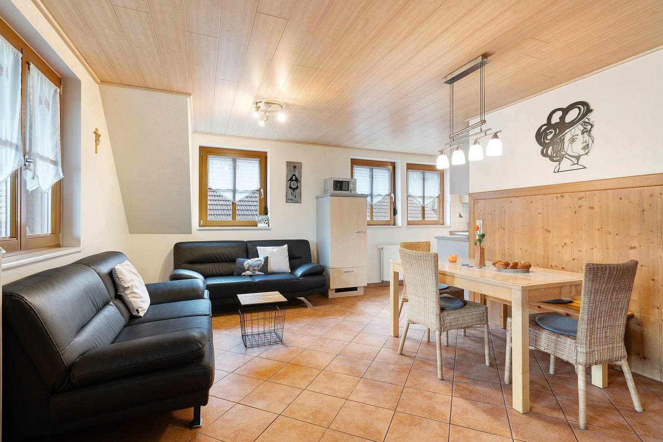 Foto 4 von 24: Ferienwohnung "Biesleblick" mit Bergblick, Gemeinschaftsgarten und WLAN