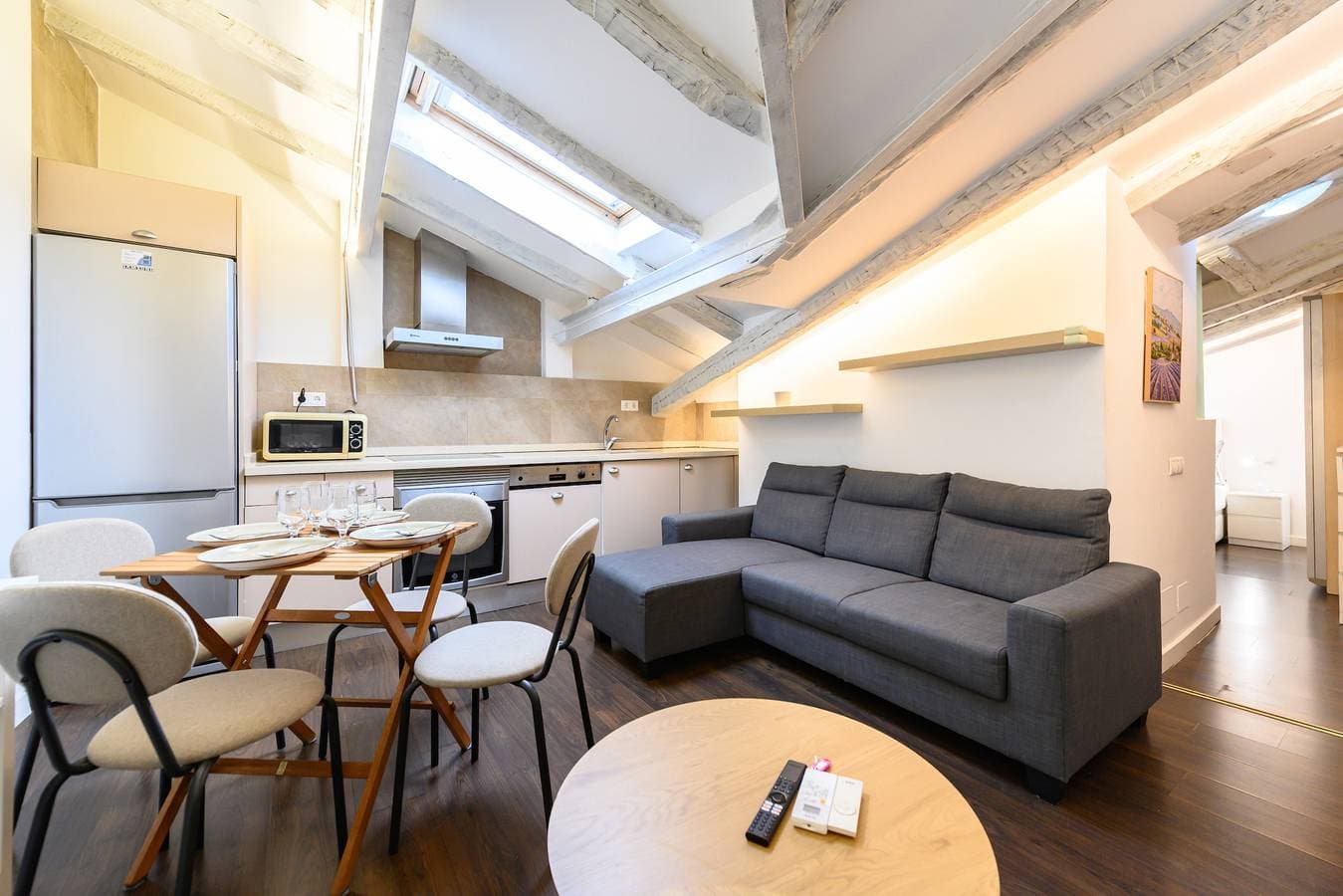 Foto 9 von 35: M Ático de 1 dormitorio en Moncloa