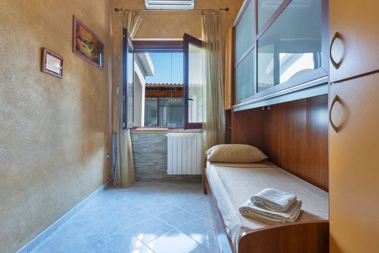 Foto 6 von 51: Ferienwohnung für 12 Personen mit Pool