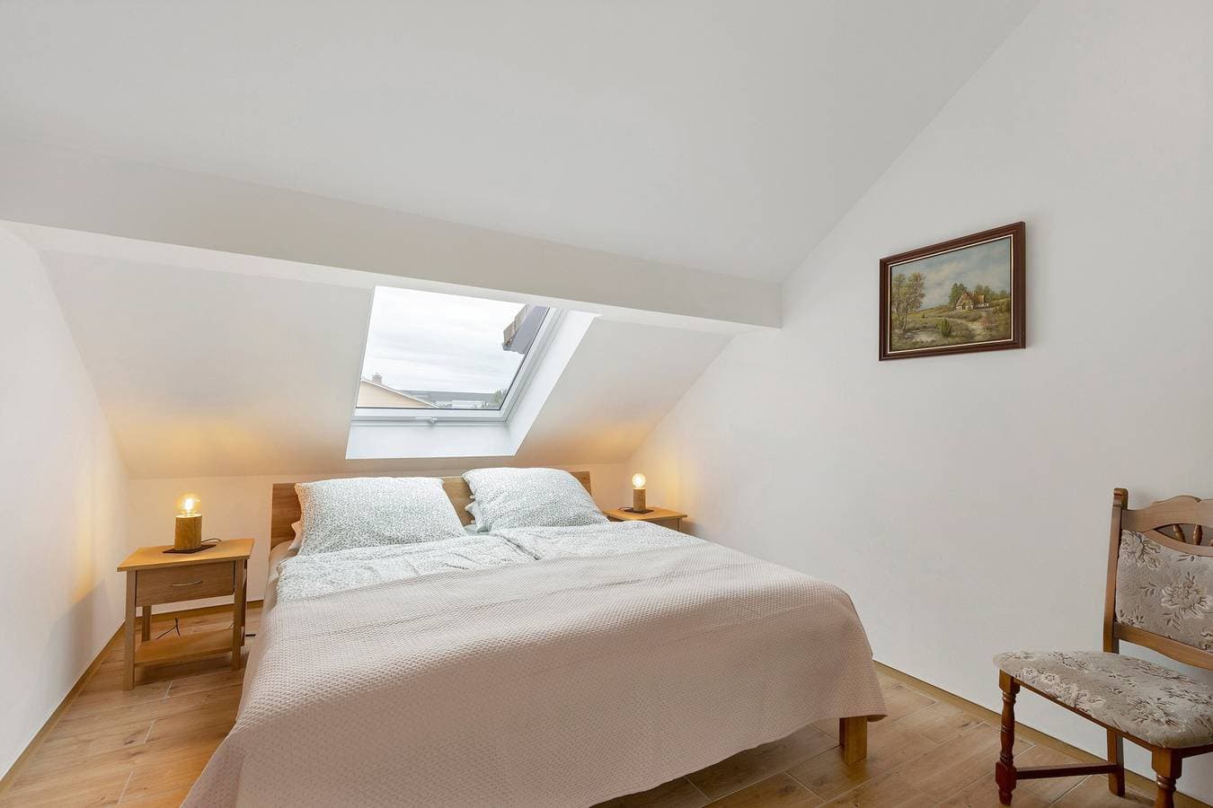 Foto 12 von 23: Apartment 'Potsdam' mit Gemeinschaftsgarten und WLAN