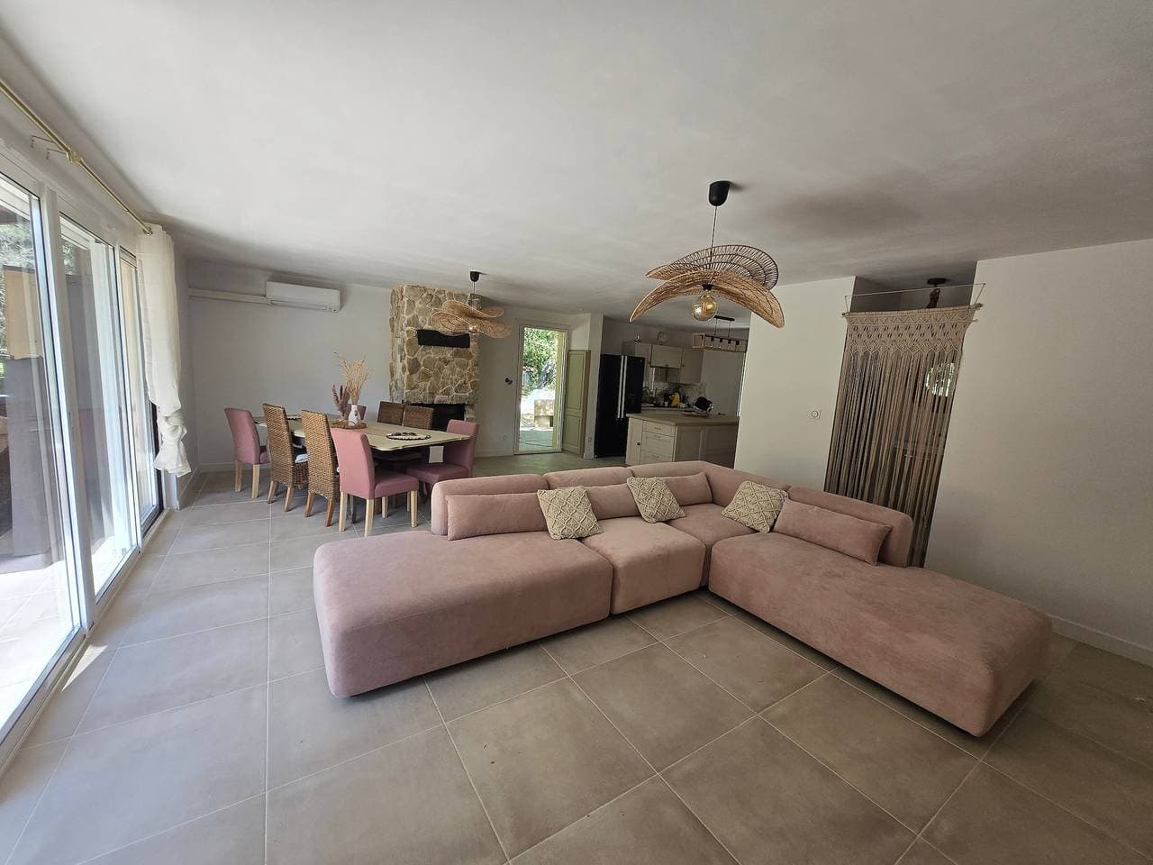 Foto 5 von 16: Villa „House 20“ mit Gemeinschaftspool, WLAN und Klimaanlage