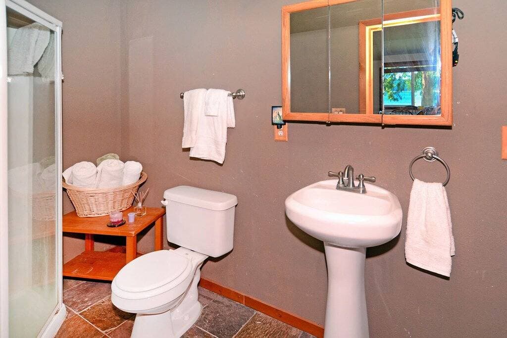Foto 13 von 20: Übernachten Sie in einem schönen Beach Cottage mit einem wunderschönen Privatstrand am Hazel Point!