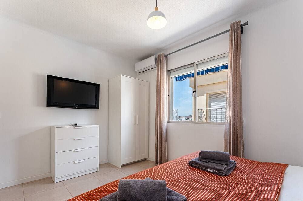 Foto 3 von 19: Bright central 2Br Stay Balcony & Sea View