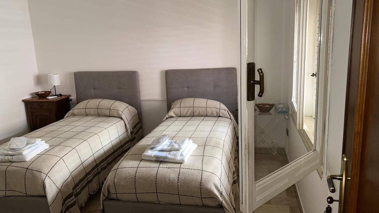 Foto 6 von 11: Twin Room
