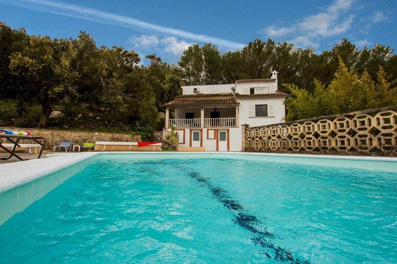 Foto 10 von 47: Villa für 8 Personen mit Terrasse